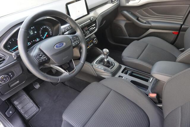 Ford FOCUS 1.0 EcoBoost 125PK Titanium Business/Trekhaak/ Dealeronderhouden.