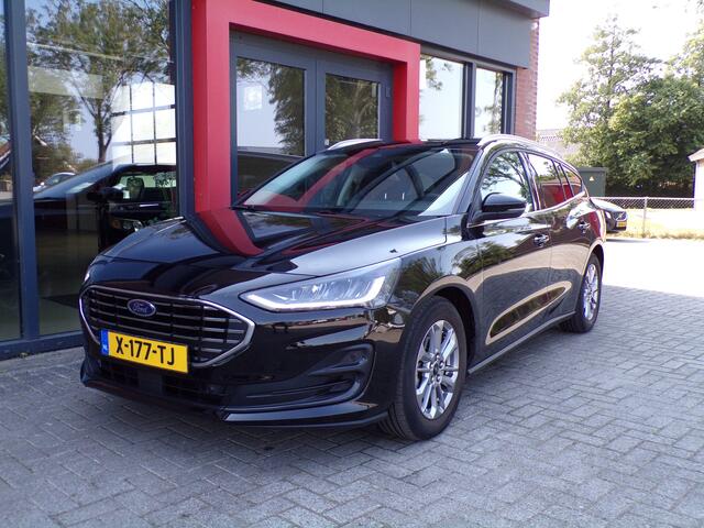 Ford FOCUS Wagon 1.0 EcoBoost Hybrid Titanium PDC Camera Navi Stoeverw. Nieuwstaat!