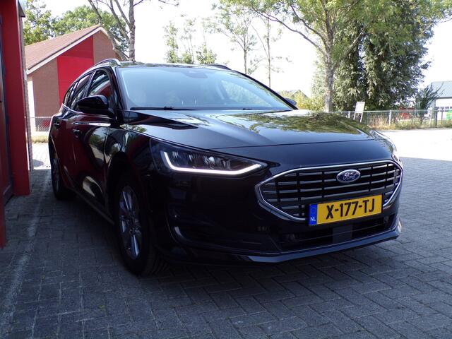 Ford FOCUS Wagon 1.0 EcoBoost Hybrid Titanium PDC Camera Navi Stoeverw. Nieuwstaat!