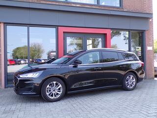 ford-focus-wagon-1.0-ecoboost-hybri