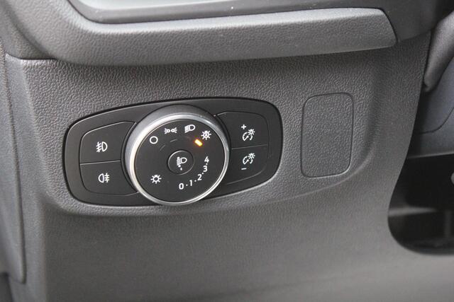 Ford FOCUS 1.0 EcoBoost Hybrid Titanium PDC, Camera, Navi/Carplay, Keyless.