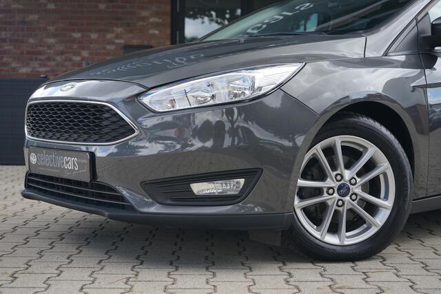 Ford FOCUS SW 1.0i EcoBoost 92KW , 16'LM, Cruisecontrol, Clima, Nieuwe APK+ Beurt.
