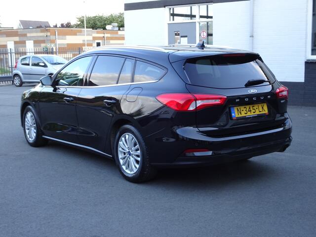 Ford FOCUS Wagon 1.0 EcoBoost Hybrid Titanium X Business Automatische airco, navigatie, achteruitrij camera, head-up display, licht metalen velgen, parkeersensoren voor en achter, enz.