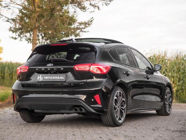 Ford FOCUS 1.5 EcoBoost ST Line Pano ACC B&O Keyless