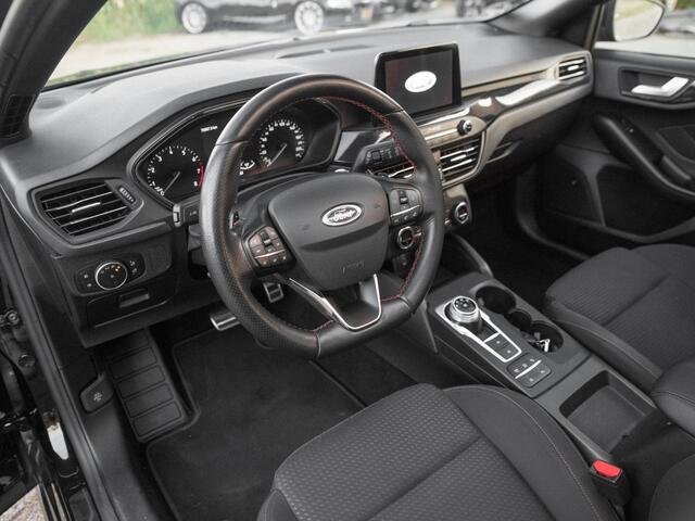 Ford FOCUS 1.5 EcoBoost ST Line Pano ACC B&O Keyless