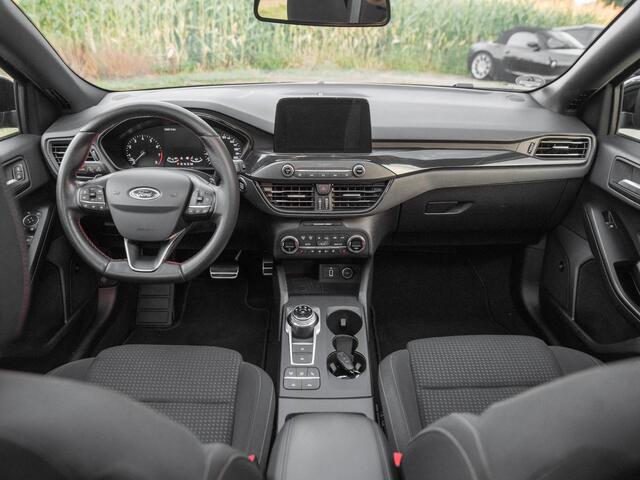 Ford FOCUS 1.5 EcoBoost ST Line Pano ACC B&O Keyless