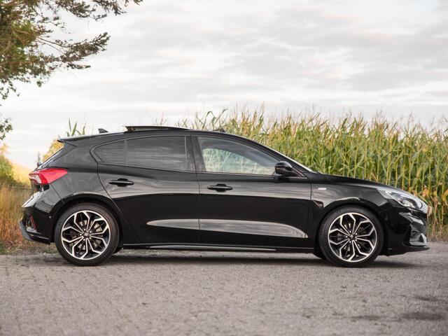 Ford FOCUS 1.5 EcoBoost ST Line Pano ACC B&O Keyless