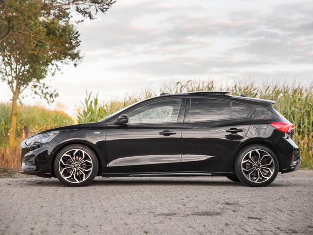 Ford FOCUS 1.5 EcoBoost ST Line Pano ACC B&O Keyless