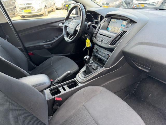Ford FOCUS Wagon 1.0 Lease Edition Airco/ECC,Cruisecontrol,Navigatie