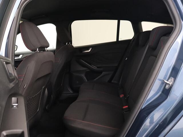 Ford FOCUS 1.0 EcoBoost Hybrid ST Line | Trekhaak | Stoel & stuurverwarming | Camera | Full LED | Navigatie | Climate control | Parkeerhulp