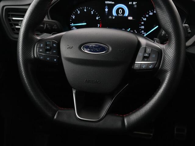 Ford FOCUS 1.5 EcoBoost ST Line | Stoel & stuurverwarming | Camera | Adaptive cruise | B&O Sound | Carplay | Navigatie | Airco | Dodehoek detectie | AGR Stoel