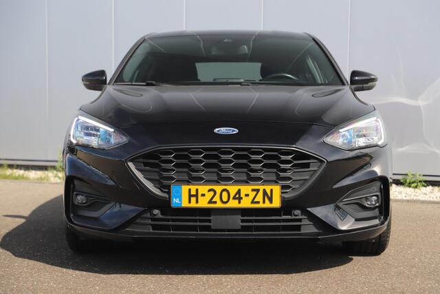 Ford FOCUS 1.5 EcoBlue ST Line Business Trekhaak Stuur & Stoelverwarming Adaptive Cruise Navigatie Carplay Android Parkeersensor