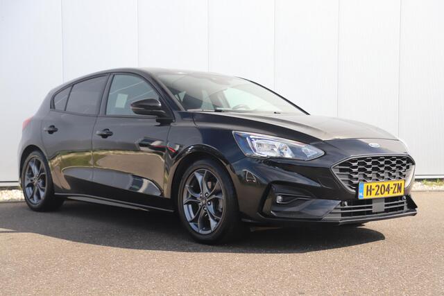 Ford FOCUS 1.5 EcoBlue ST Line Business Trekhaak Stuur & Stoelverwarming Adaptive Cruise Navigatie Carplay Android Parkeersensor