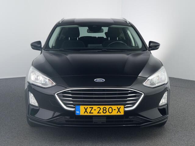 Ford FOCUS Wagon 1.5 EcoBlue Titanium Business | Zwenkhaak | Winterpakket | Camera |