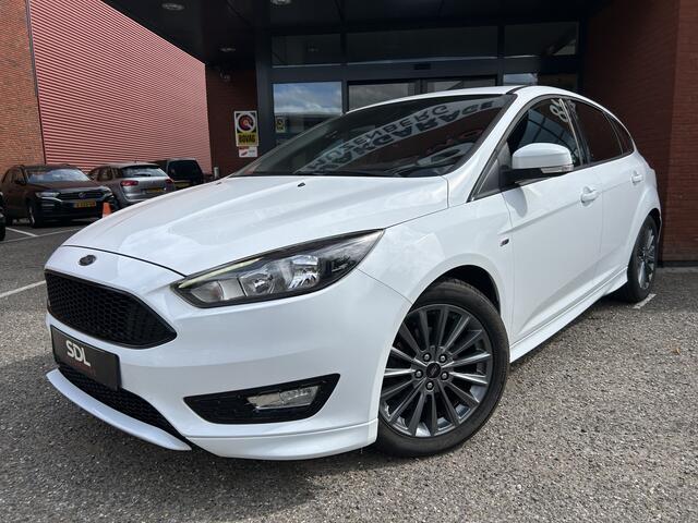 Ford FOCUS 1.0 126PK!! ST-Line // NAVI // CLIMA // PDC // CRUISE // CAMERA