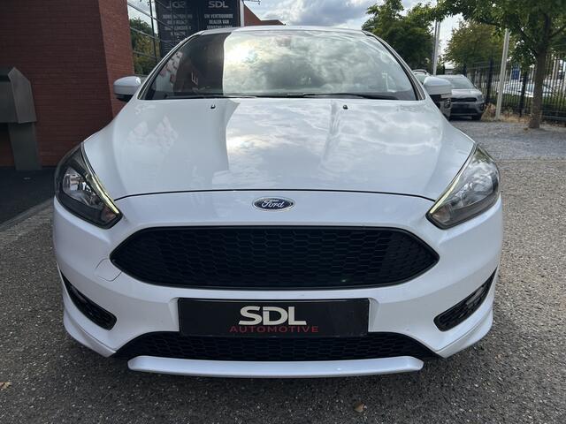 Ford FOCUS 1.0 126PK!! ST-Line // NAVI // CLIMA // PDC // CRUISE // CAMERA