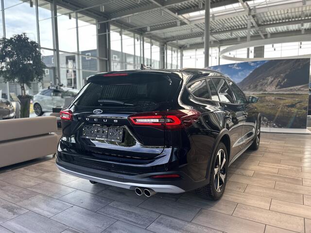 Ford FOCUS Wagon EcoBoost 155PK Hybrid Active | Trekhaak | Adapt. Cruise | Winter Pack | B&O | Draadloos CarPlay/Laden | Keyless