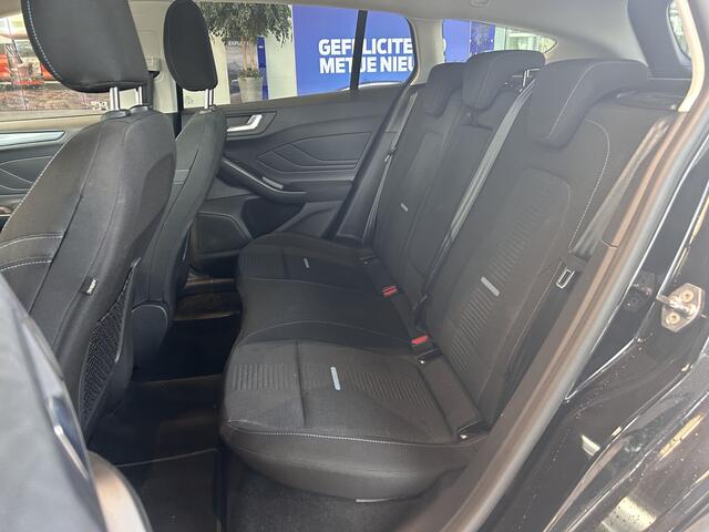 Ford FOCUS Wagon EcoBoost 155PK Hybrid Active | Trekhaak | Adapt. Cruise | Winter Pack | B&O | Draadloos CarPlay/Laden | Keyless