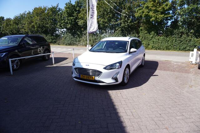 Ford FOCUS Wagon 1.0 EcoBoost Titanium Business TREKHAAK B&O CAMERA STOEL- EN STUURVERWARMING
