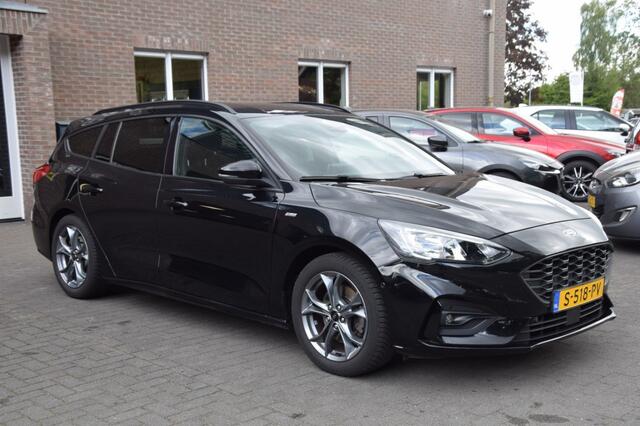 Ford FOCUS 1.0 ECOB. ST LINE