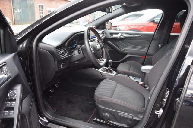 Ford FOCUS 1.0 ECOB. ST LINE
