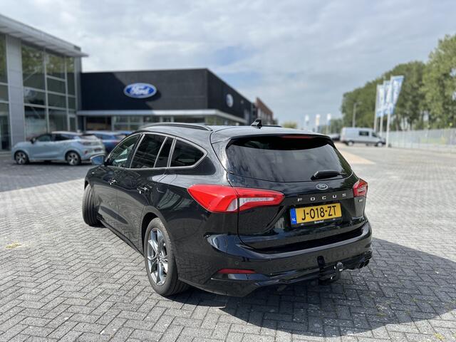 Ford FOCUS Wagon EcoBoost Hybrid 125pk ST Line | 100% dealer onderhouden | Trekhaak I Camera I LED I Keyless