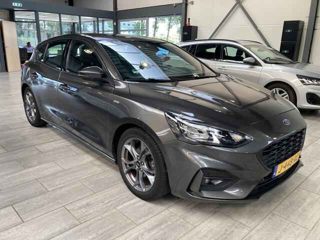 Ford FOCUS EcoBoost Hybrid 125pk ST Line | Cruise | Clima | Camera | Android auto | Apple Carplay |