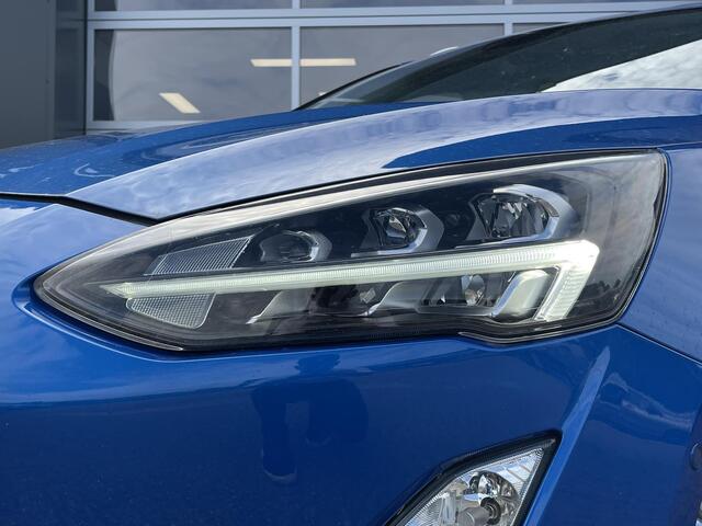 Ford FOCUS Wagon 1.0 EcoBoost ST Line Business - Navigatie - Stoelverwarming - Camera - Parkeerassistent