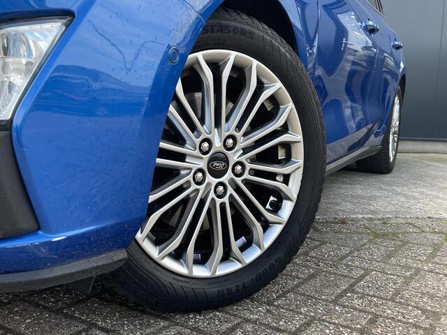 Ford FOCUS Wagon 1.0 EcoBoost ST Line Business - Navigatie - Stoelverwarming - Camera - Parkeerassistent
