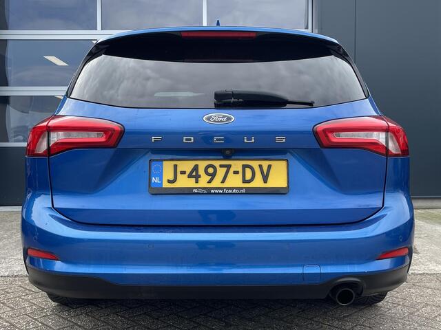 Ford FOCUS Wagon 1.0 EcoBoost ST Line Business - Navigatie - Stoelverwarming - Camera - Parkeerassistent