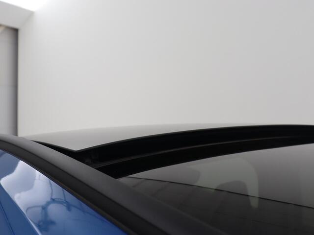 Ford FOCUS 1.0 EcoBoost ST Line X | Panoramadak | Stoel & stuurverwarming | Camera | Adaptive cruise | Digital Cockpit | B&O Sound | Navigatie | Full LED | Climate control
