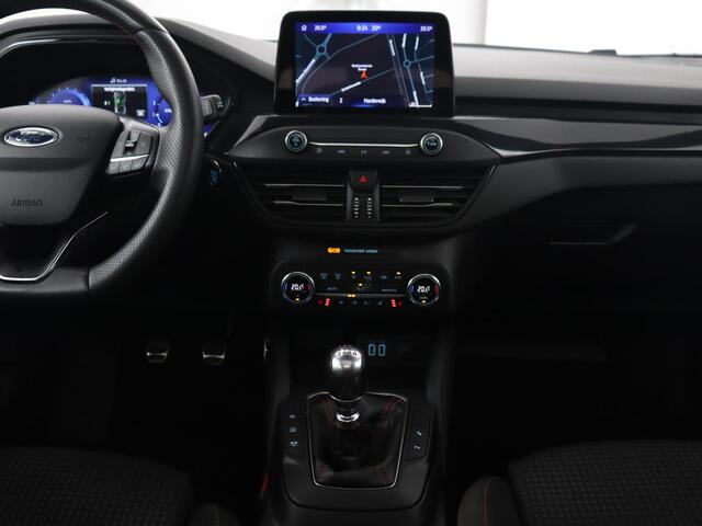 Ford FOCUS 1.0 EcoBoost ST Line X | Panoramadak | Stoel & stuurverwarming | Camera | Adaptive cruise | Digital Cockpit | B&O Sound | Navigatie | Full LED | Climate control