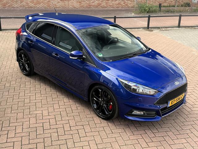 Ford FOCUS 2.0 ST3 Performance Pack, NL-Auto, Dealer O.H.