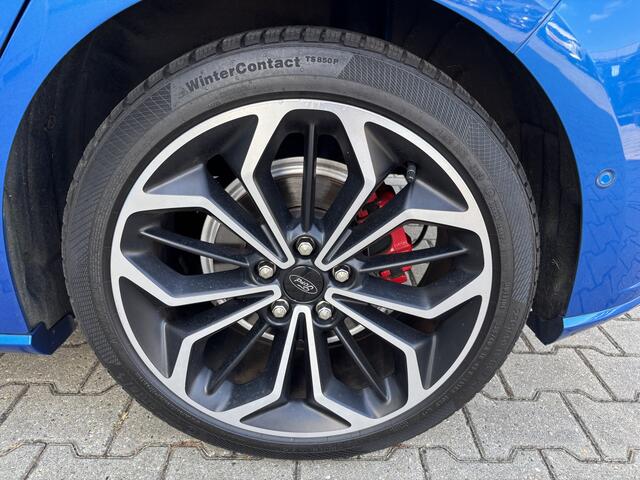 Ford FOCUS 1.0 EcoBoost ST Line Business Panorama Dak, Adaptive Cruise & Stoelverwarming