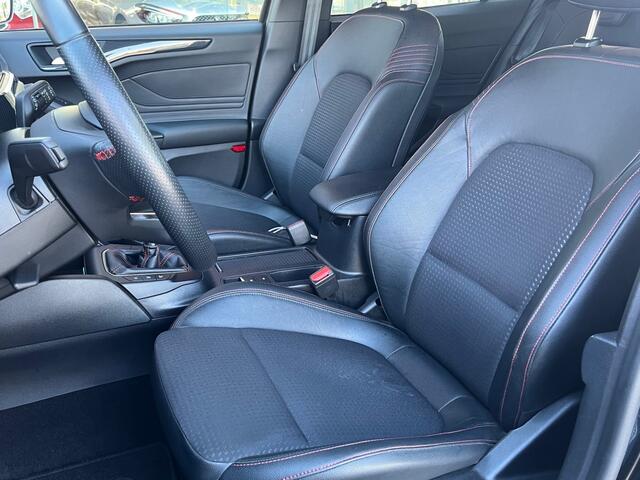 Ford FOCUS Wagon 1.5 i ST Line 150 PK B&O Audio | LED | sportstoelen | ST Velgen 18 Inch | occasion
