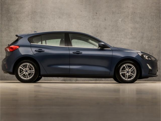 Ford FOCUS 1.0 EcoBoost Titanium X (APPLE CARPLAY, GROOT NAVI, CAMERA, STUUR/STOELVERWARMING, ADAPTIVE CRUISE, SPORTSTOELEN, KEYLESS, LED KOPLAMPEN, NIEUWE APK, NIEUWSTAAT)
