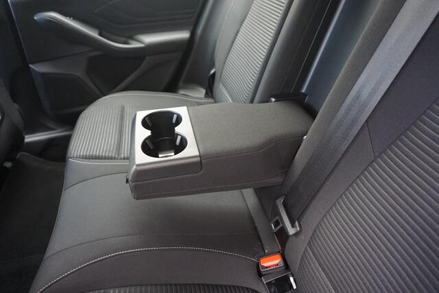 Ford FOCUS Wagon 1.0 EcoBoost 125PK Titanium Business/December 2019 /4-Seizoenbanden.