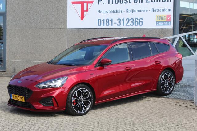 Ford FOCUS Wagon 1.5 EcoBoost ST Line Business Automaat B&O/Navigatie/Achteruitrijcamera/Parkeersensoren rondom/Apple carplay/Stoelverwarming/Stuurverwarming/Voorruitverwarming/Cruise control/Trekhaak/Climate control/Lane assist/18'' Lichtmetalen velgen.