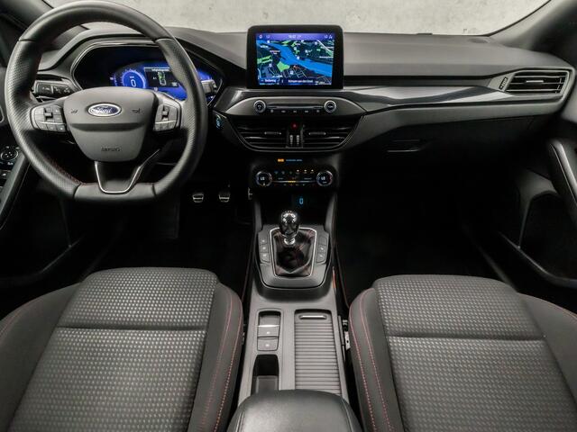 Ford FOCUS Wagon 1.0 EcoBoost ST Line (VIRTUAL COCKPIT, APPLE CARPLAY, GROOT NAVI, STUUR/STOELVERWARMING, SPORTSTOELEN, ADAPTIVE CRUISE, GETINT GLAS, KEYLESS, CAMERA, NIEUWSTAAT)