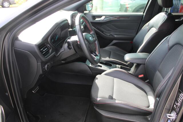 Ford FOCUS Wagon 1.5 EcoBoost ST Line X Business Automaat | Camera | B&O Sound | 18 INCH LMV | Half leder | Winterpack | Electrische Achterklep | Navigatie | Adaptieve Cruise Control | Privacy Glass