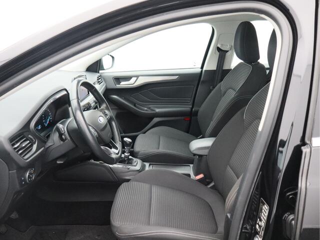 Ford FOCUS Wagon 1.0 EcoBoost Titanium Business/ trekhaak!