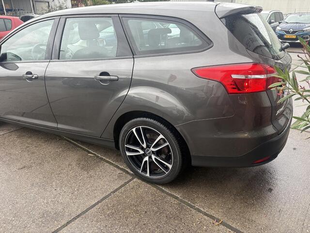 Ford FOCUS Wagon 1.0 Lease Edition