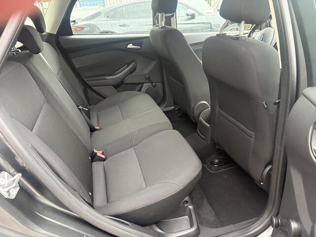 Ford FOCUS Wagon 1.0 Lease Edition