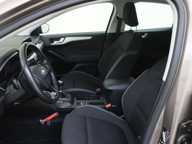 Ford FOCUS 1.0 EcoBoost Trend Edition Business NAVI / CLIMATE / PDC / LM
