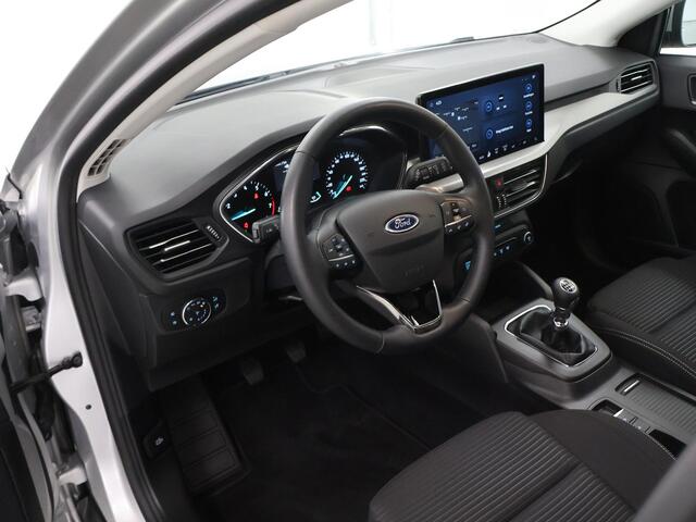 Ford FOCUS Wagon 1.0 EcoBoost Hybrid Titanium | Navigatie | Winter Pack | Cruise Control | Climate Control | Draadloos Carplay/Android Auto |