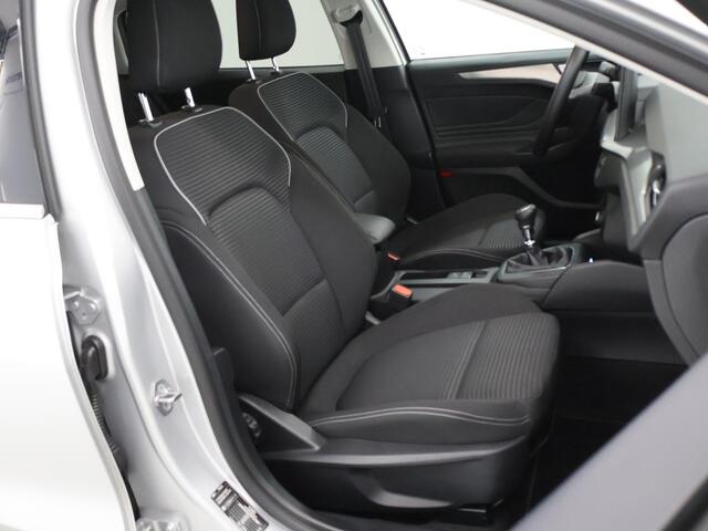 Ford FOCUS Wagon 1.0 EcoBoost Hybrid Titanium | Navigatie | Winter Pack | Cruise Control | Climate Control | Draadloos Carplay/Android Auto |