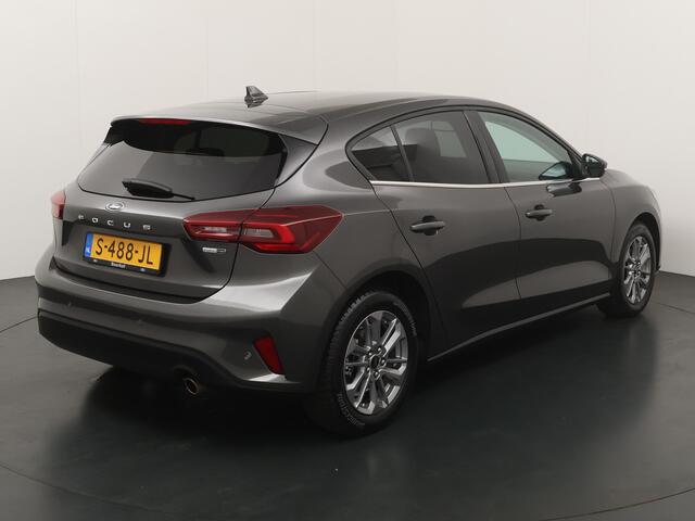 Ford FOCUS EcoBoost Hybrid 125pk Titanium | Nw model I Sync 4 I Climate I Navi I All Seasonbanden