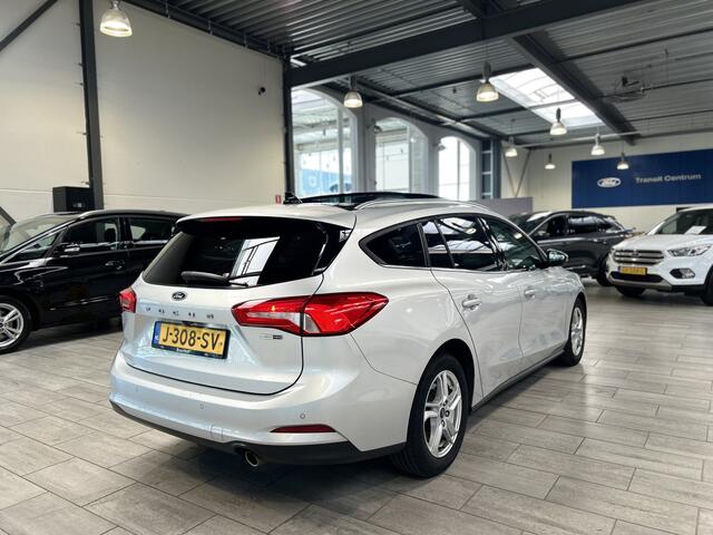 Ford FOCUS Wagon EcoBoost Hybrid 125PK Trend Edition | Winter Pack | Pano | Camera | LED | Keyless | Clima | Apple/Android CarPlay