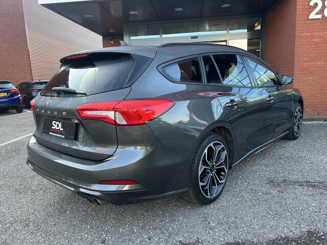Ford FOCUS Wagon 1.5 ST-Line // FULL LED // NAVI + CARPLAY // PDC V+A // ADAPTIV CRUISE