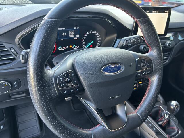 Ford FOCUS Wagon 1.5 ST-Line // FULL LED // NAVI + CARPLAY // PDC V+A // ADAPTIV CRUISE